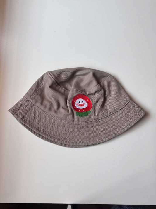 Ducky in berry bucket hat
