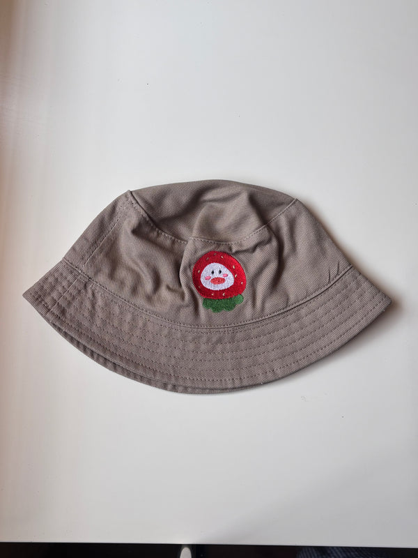 Ducky in berry bucket hat